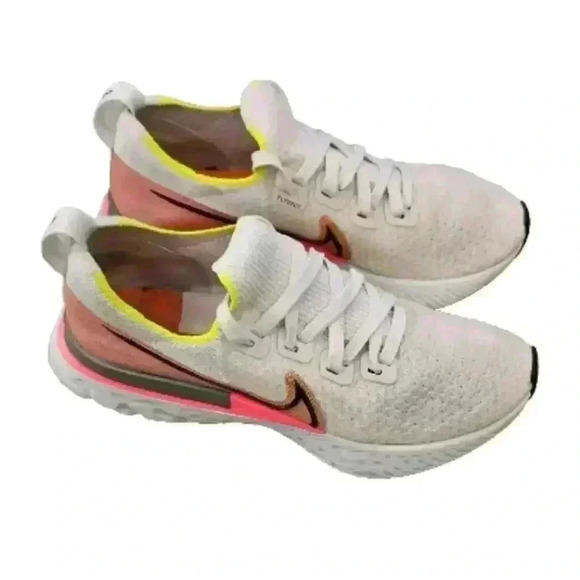 Nike Womens React Infinity Run Flyknit Sneaker In Pink Blast 7.5 - Picture 3 of 15